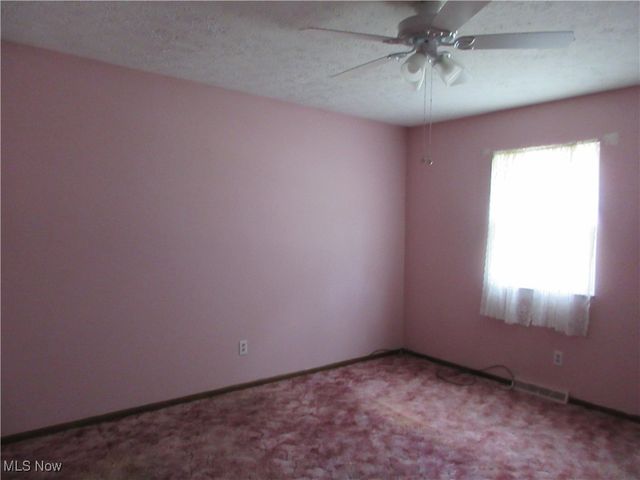 631 W 8th Street, Salem, OH 44460