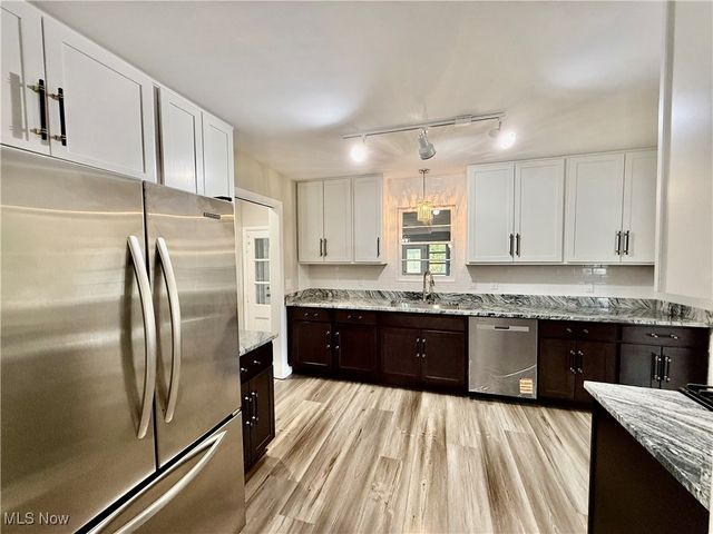 278 Smith Drive, Tallmadge, OH 44278