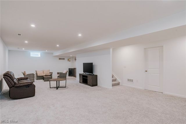 23665 Rebecca Lane, Columbia Station, OH 44028