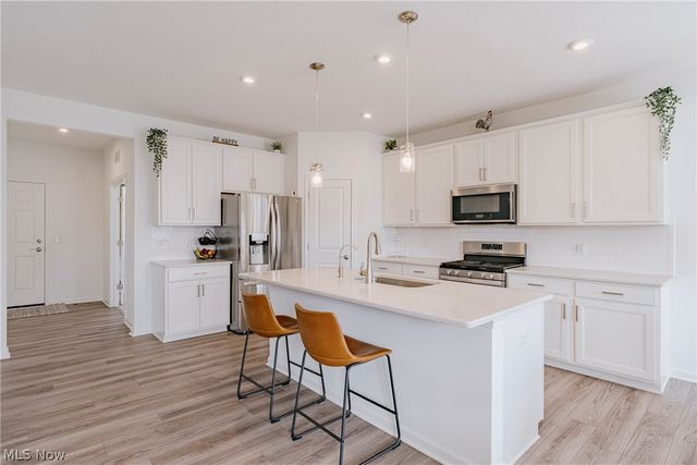 23665 Rebecca Lane, Columbia Station, OH 44028