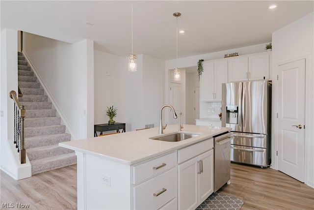 23665 Rebecca Lane, Columbia Station, OH 44028