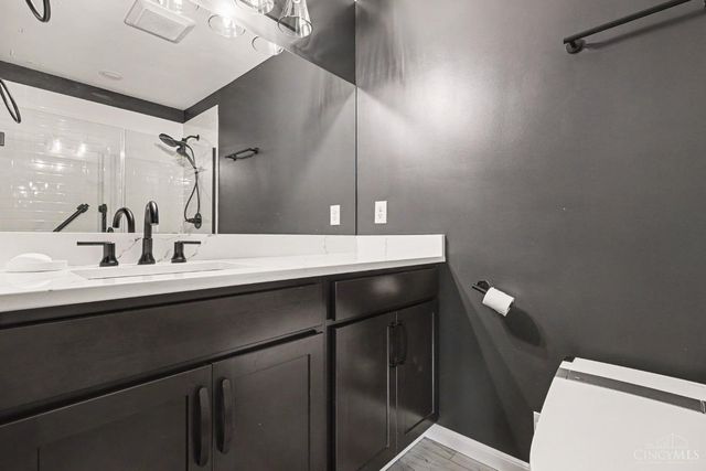 3605 Hader, Cincinnati, OH 45211
