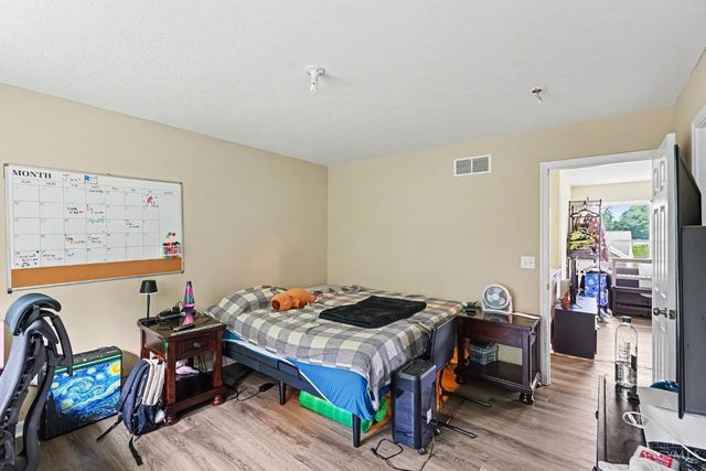 3605 Hader, Cincinnati, OH 45211