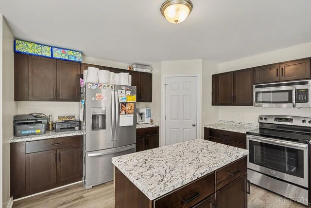 3605 Hader, Cincinnati, OH 45211