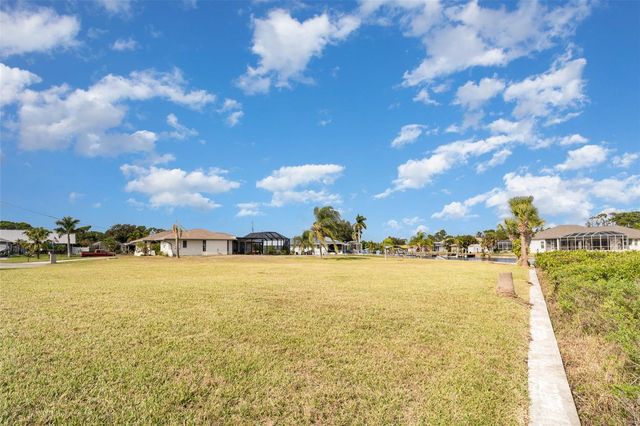 3528 FOX TERRACE, Port Charlotte, FL 33981