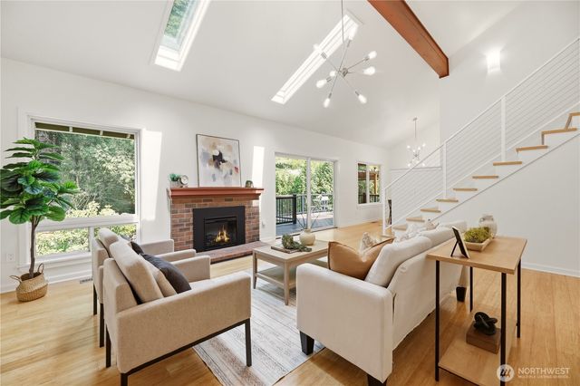 10310 117th Place NE, Kirkland, WA 98033