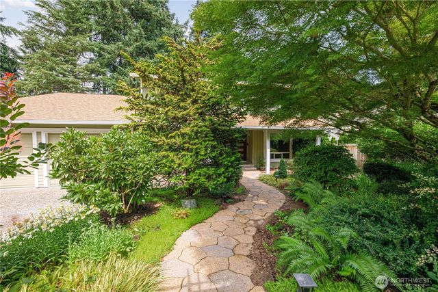 10310 117th Place NE, Kirkland, WA 98033