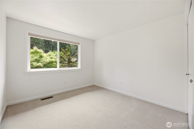 10310 117th Place NE, Kirkland, WA 98033