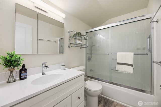 10310 117th Place NE, Kirkland, WA 98033