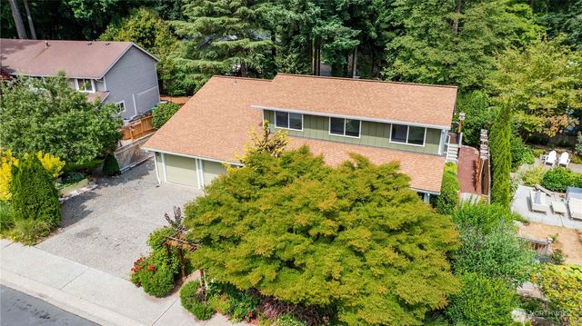 10310 117th Place NE, Kirkland, WA 98033