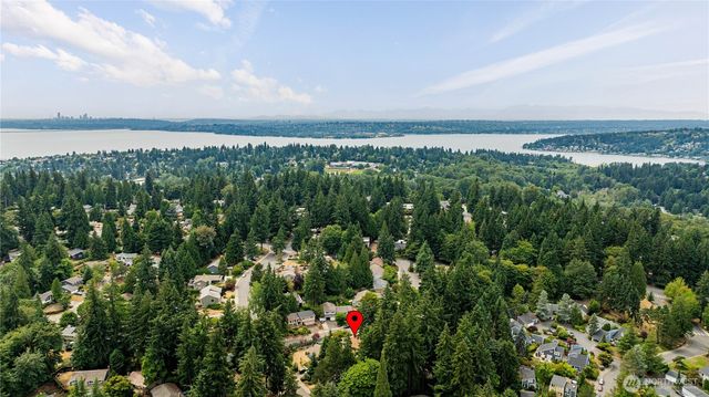 10310 117th Place NE, Kirkland, WA 98033