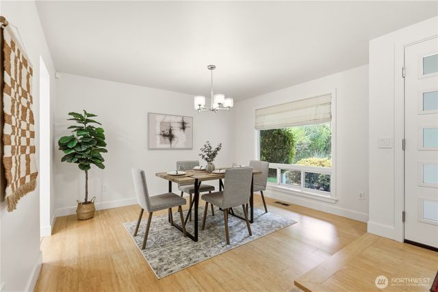 10310 117th Place NE, Kirkland, WA 98033