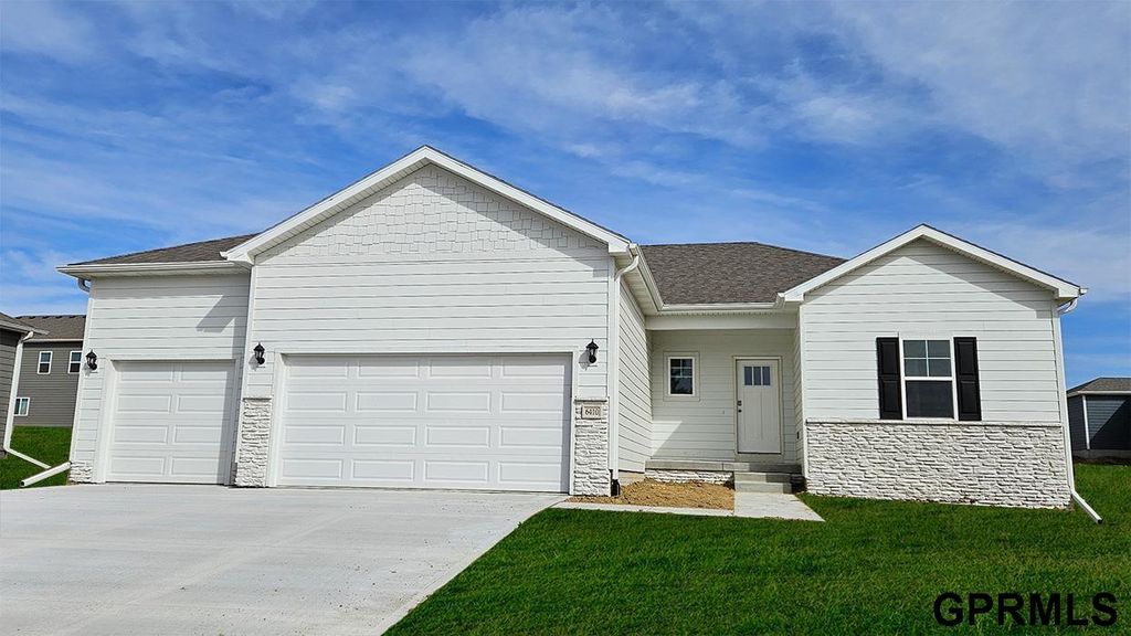 12304 S 205th Avenue, Gretna, NE 68028
