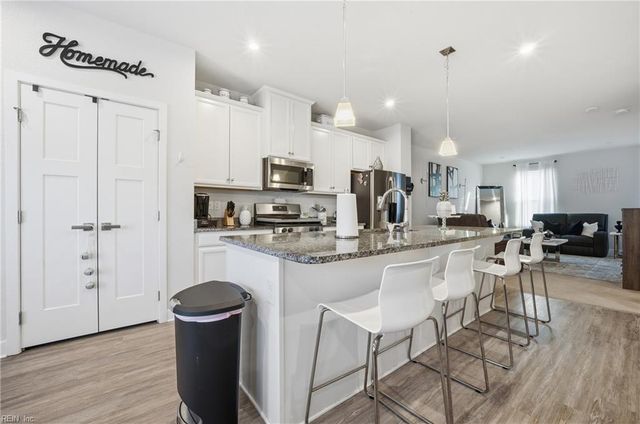 177 Spring Grove WAY, Smithfield, VA 23430