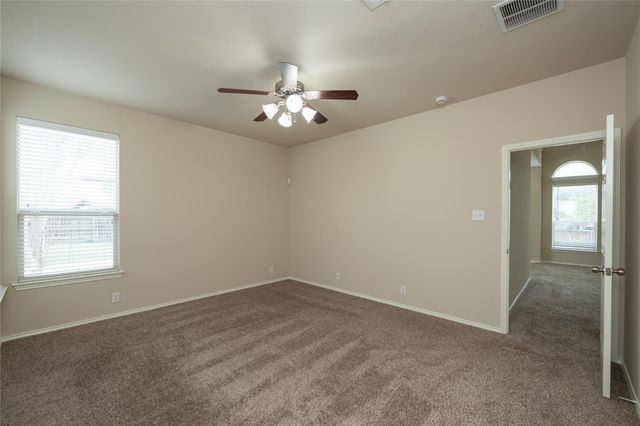 19716 Drifting Meadows DR, Pflugerville, TX 78660