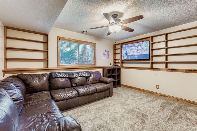 110 Powell Circle E, Big Lake, MN 55309