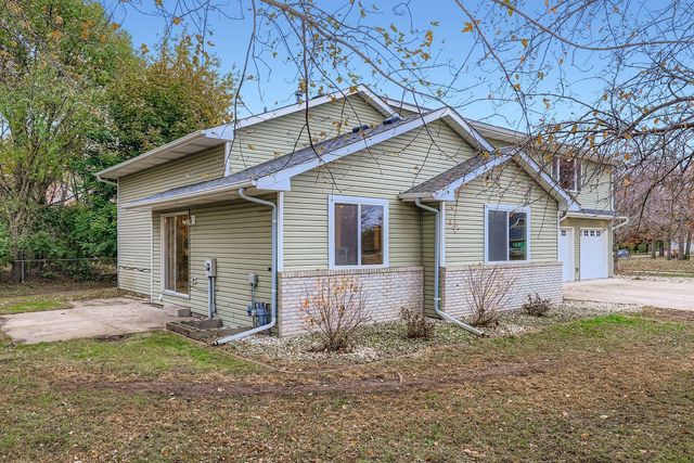 110 Powell Circle E, Big Lake, MN 55309