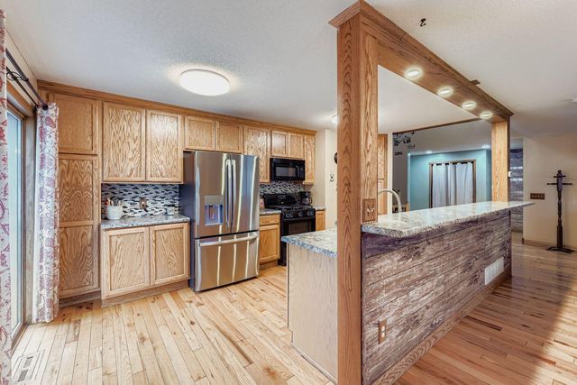 110 Powell Circle E, Big Lake, MN 55309