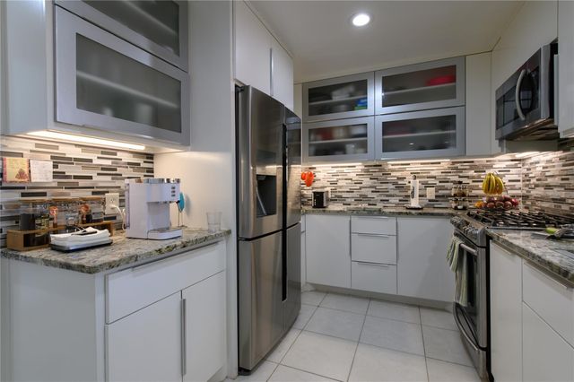 5614 Innsbruck Street, Bellaire, TX 77401