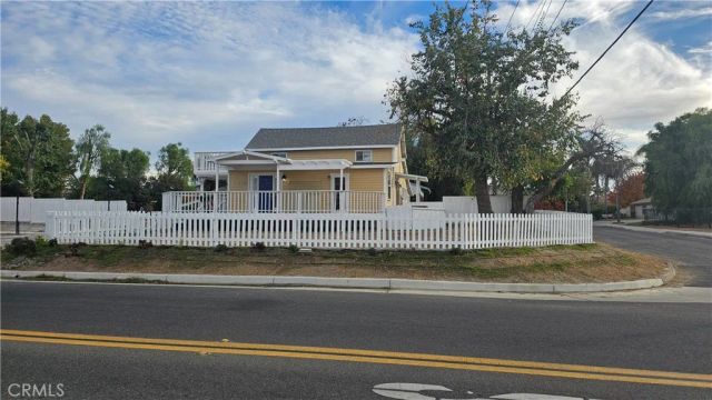 42269 Whittier Avenue, Hemet, CA 92544