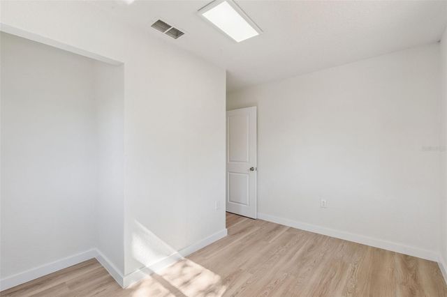 2204 SUANEE AVENUE, Eustis, FL 32726