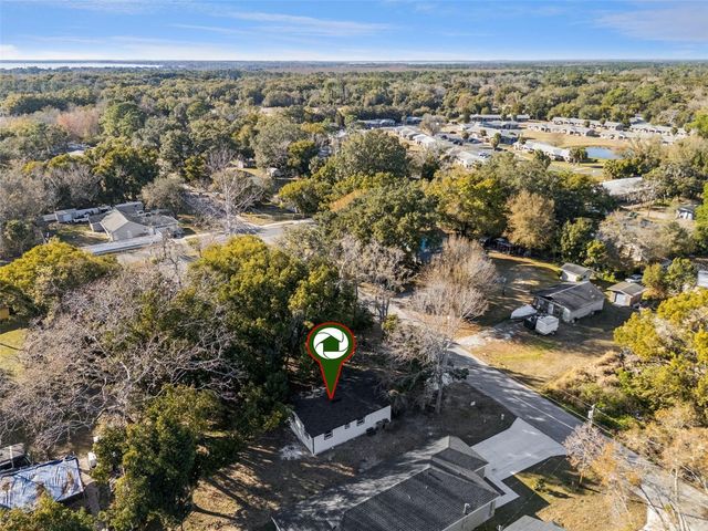 2204 SUANEE AVENUE, Eustis, FL 32726