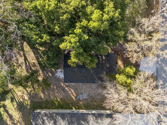 2204 SUANEE AVENUE, Eustis, FL 32726