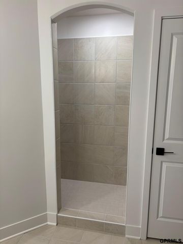 5412 N 190 Avenue, Elkhorn, NE 68022