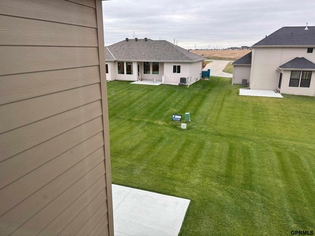 5412 N 190 Avenue, Elkhorn, NE 68022