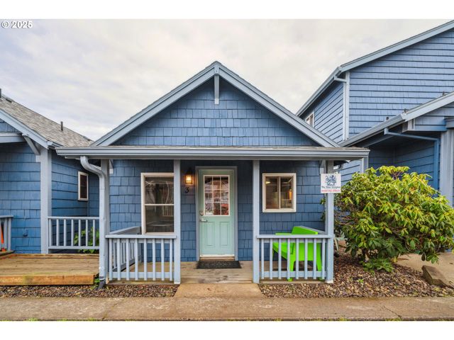 105 S 6TH Ave, Rockaway Beach, OR 97136
