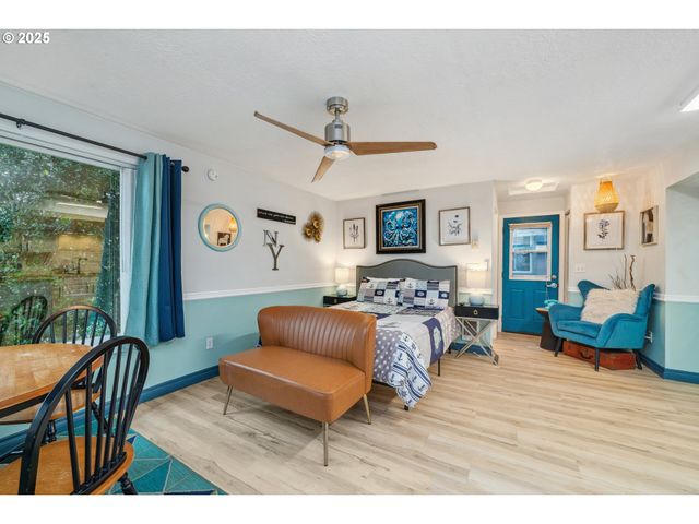 105 S 6TH Ave, Rockaway Beach, OR 97136