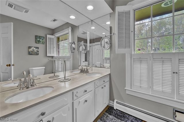169 Brentview Drive, Grafton, OH 44044