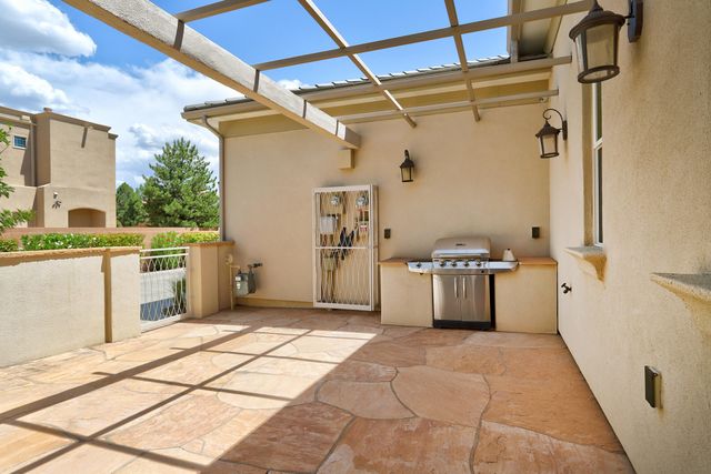 7700 Merissa Lane NE, Albuquerque, NM 87122