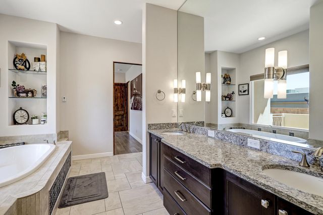 7700 Merissa Lane NE, Albuquerque, NM 87122