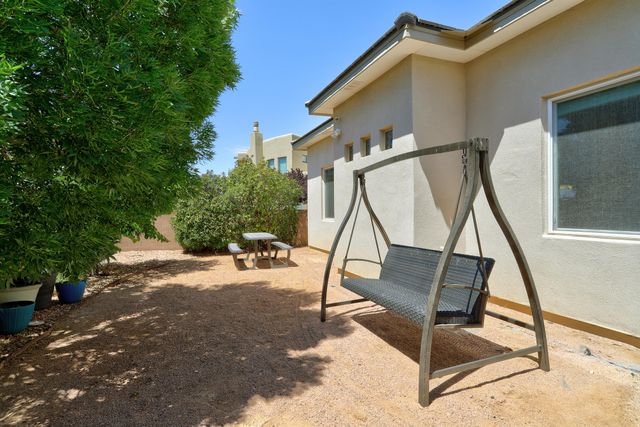 7700 Merissa Lane NE, Albuquerque, NM 87122