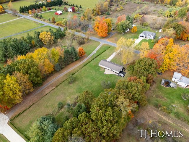 9188 Whittall Street, Rockford, MI 49341