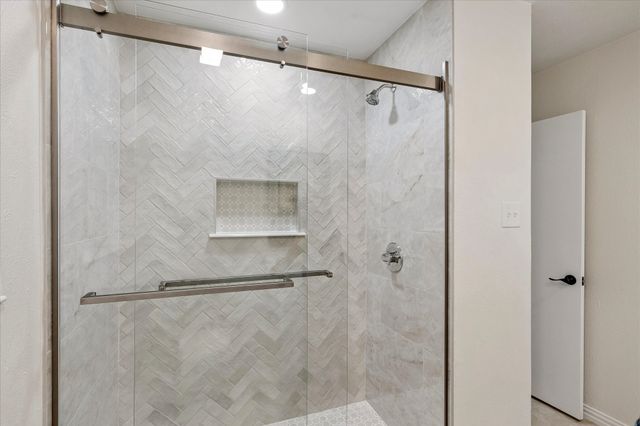 4113 Ridglea Country Club Drive, Fort Worth, TX 76126