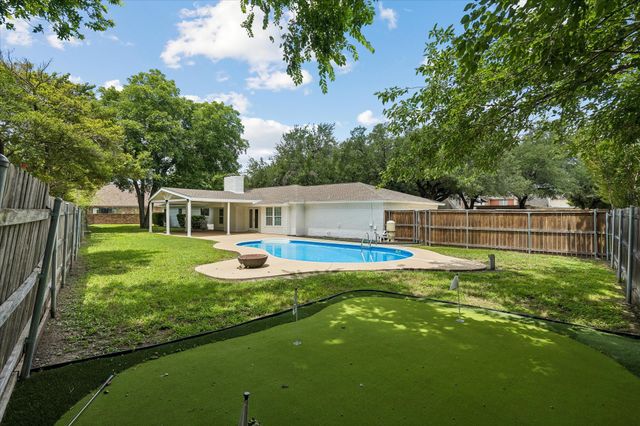 4113 Ridglea Country Club Drive, Fort Worth, TX 76126