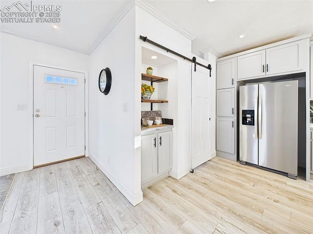 893 S Greenway Avenue, Pueblo, CO 81007