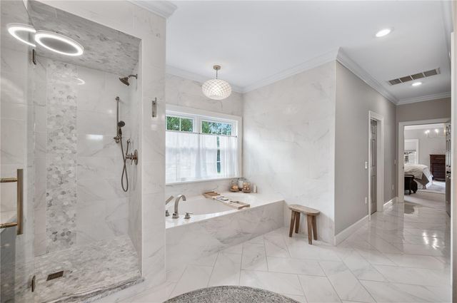 5120 LAKE IN THE WOODS BOULEVARD, Lakeland, FL 33813