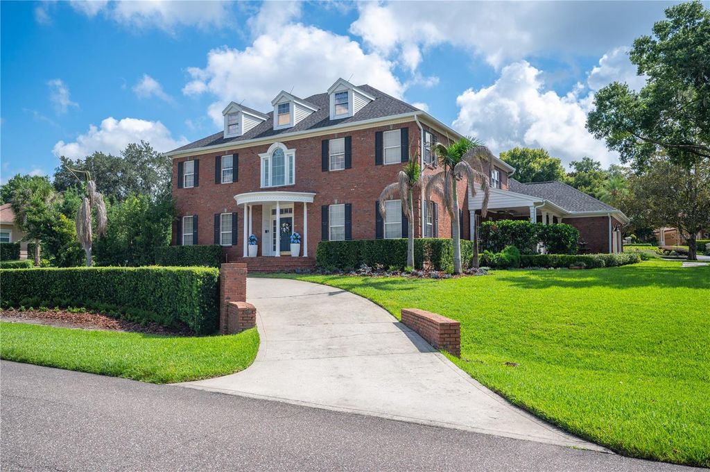 5120 LAKE IN THE WOODS BOULEVARD, Lakeland, FL 33813