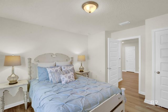 8887 Point Hope Bend, Foley, AL 36535
