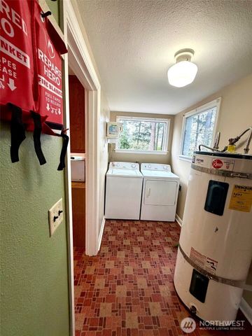 8727 Moreland Avenue SW, Lakewood, WA 98498