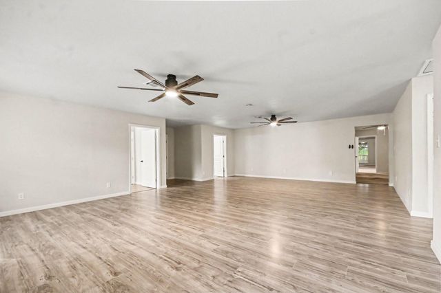 2925 Fm 2917, Alvin, TX 77511