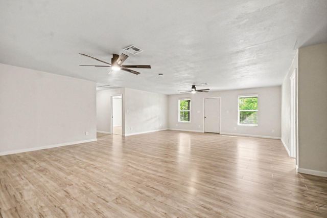 2925 Fm 2917, Alvin, TX 77511