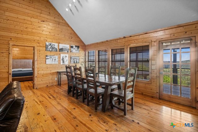 360 Bluebonnet, Concan, TX 78801