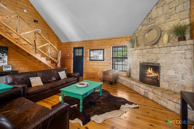 360 Bluebonnet, Concan, TX 78801