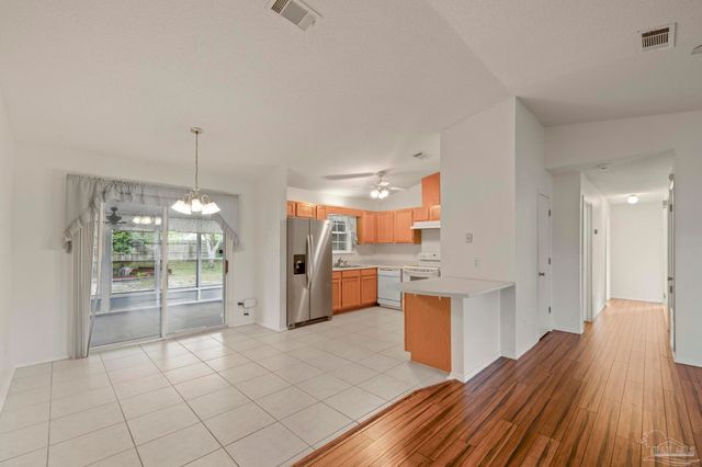 5362 Barbarosa Rd, Gulf Breeze, FL 32563