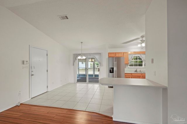 5362 Barbarosa Rd, Gulf Breeze, FL 32563