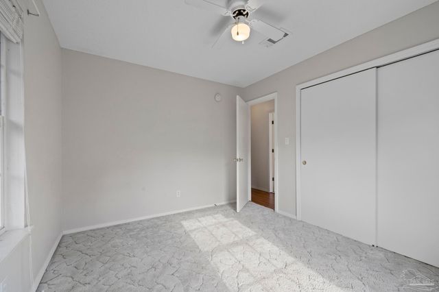 5362 Barbarosa Rd, Gulf Breeze, FL 32563